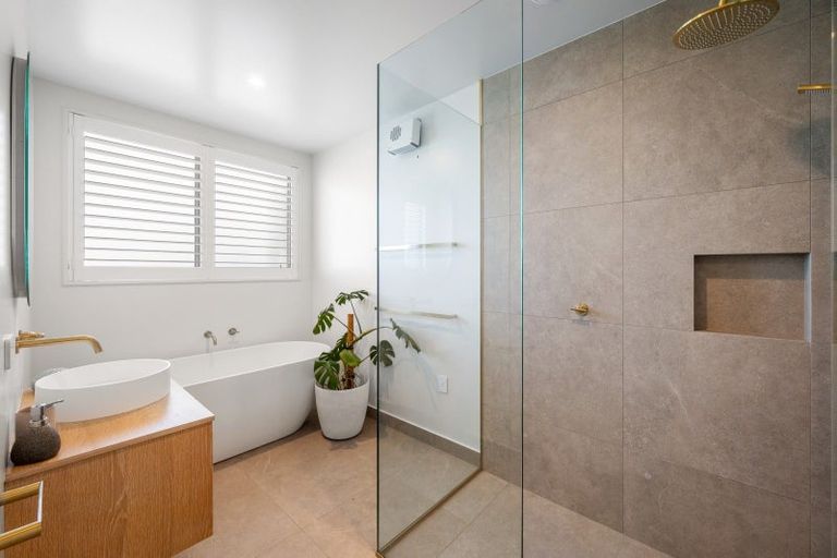 Photo of property in Northlake, 4 Bonspiel Road, Wanaka, 9305