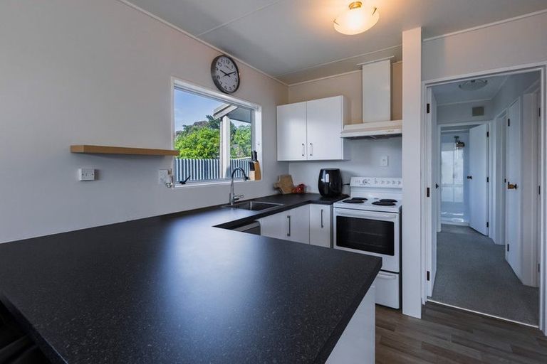 Photo of property in 3/42 Townshend Crescent, Greenmeadows, Napier, 4112