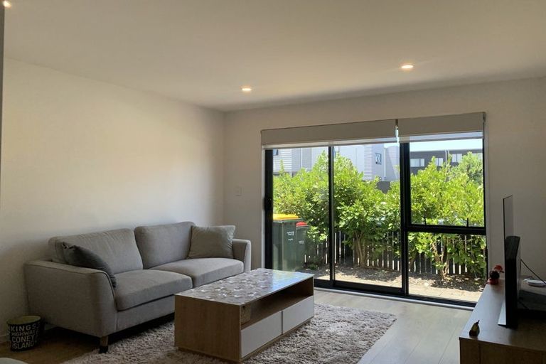 Photo of property in 33 Gecko Road, Hobsonville, Auckland, 0616