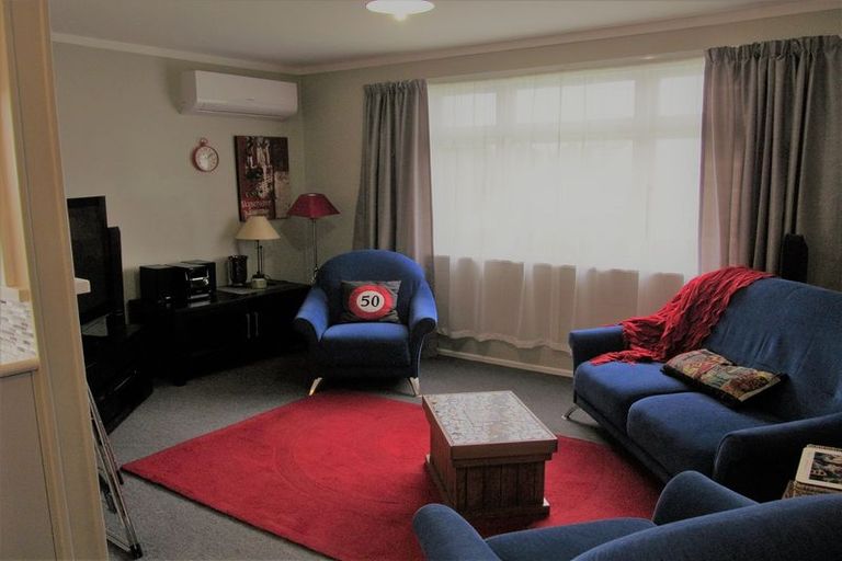 Photo of property in 15 Birdwood Street, Featherston, 5710