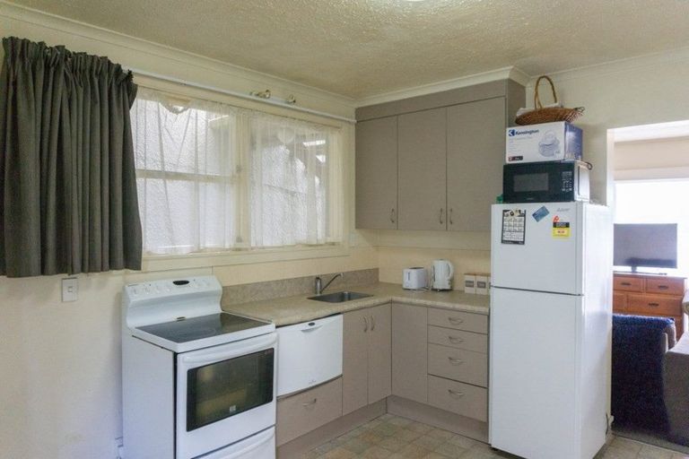 Photo of property in 77 Manor Place, Dunedin Central, Dunedin, 9016