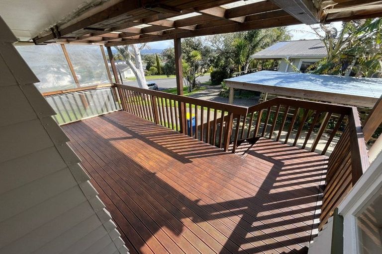 Photo of property in 44 Preston Avenue, Henderson, Auckland, 0610