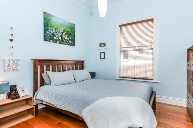 Photo of property in 7 Kowhai Street, Helensville, 0800