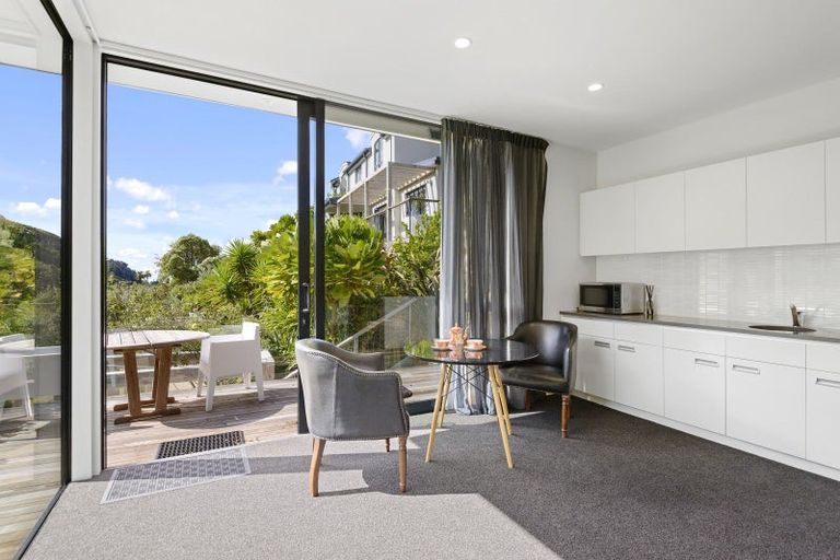 Photo of property in 94 Sumnervale Drive, Sumner, Christchurch, 8081