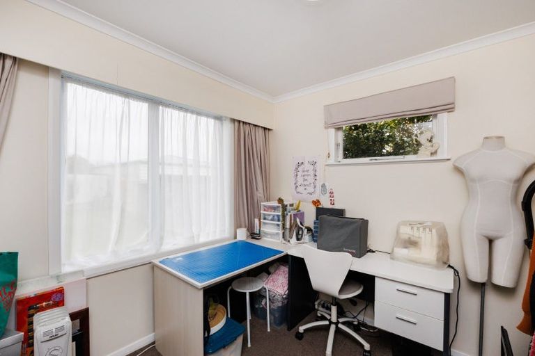 Photo of property in 17 Kaituna Street, Milson, Palmerston North, 4414