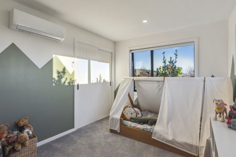 Photo of property in 34 Ohau Gravels Way, Ohau, Levin, 5570