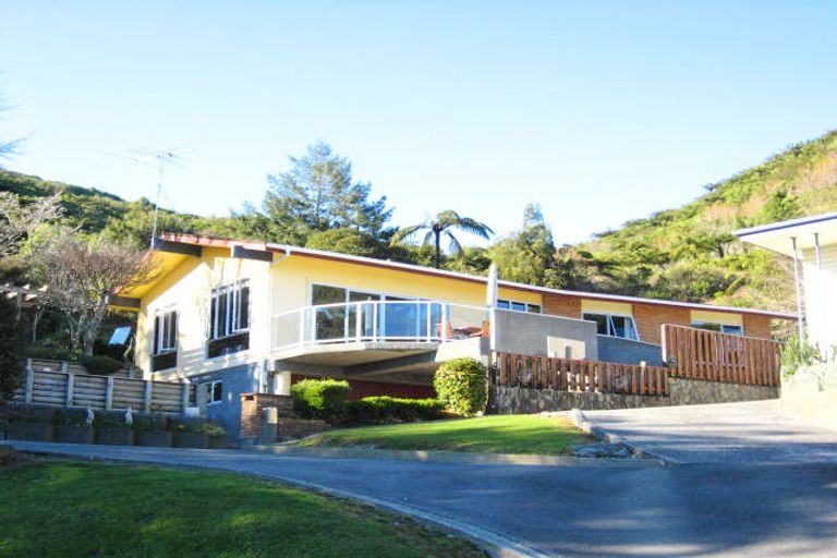 Photo of property in 44 Freyberg Terrace, Greymouth, 7805