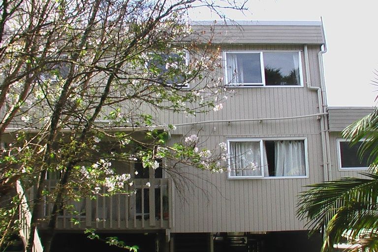 Photo of property in 89b Colwill Road, Massey, Auckland, 0614