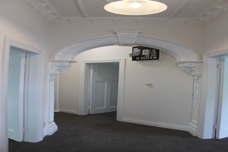 Photo of property in 5a Royal Crescent, Saint Kilda, Dunedin, 9012