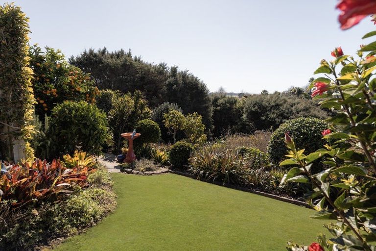 Photo of property in 18 Vanderbilt Place, Welcome Bay, Tauranga, 3112