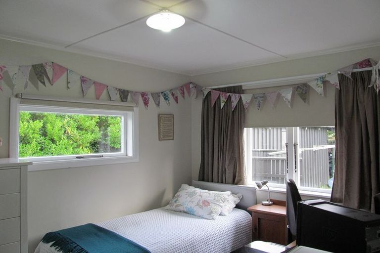 Photo of property in 15 Birdwood Street, Featherston, 5710