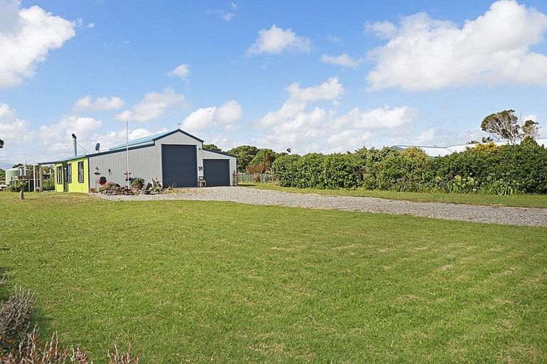 Photo of property in 59 Gisborne Terrace, Opunake, 4616