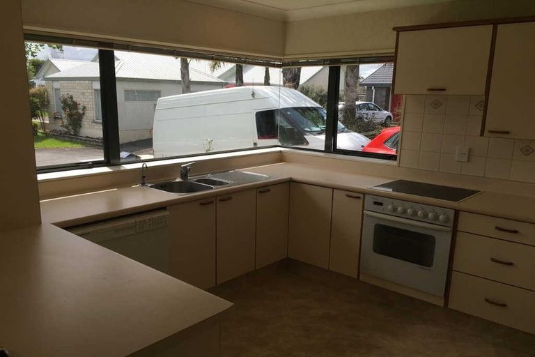 Photo of property in 8 Earls Court, Hillcrest, Hamilton, 3216