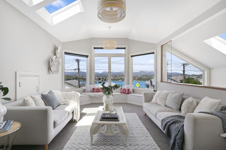 Photo of property in 66 Overtoun Terrace, Hataitai, Wellington, 6021