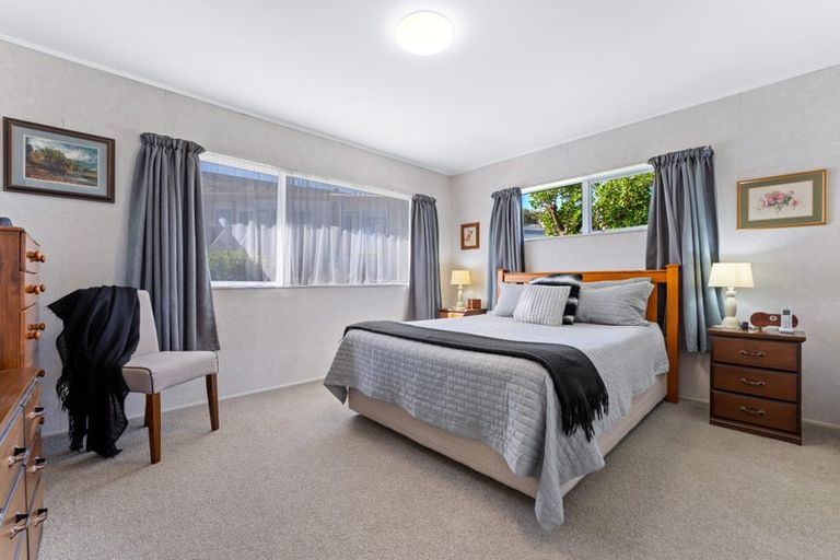 Photo of property in 130q Lakeside Drive, Orewa, 0931