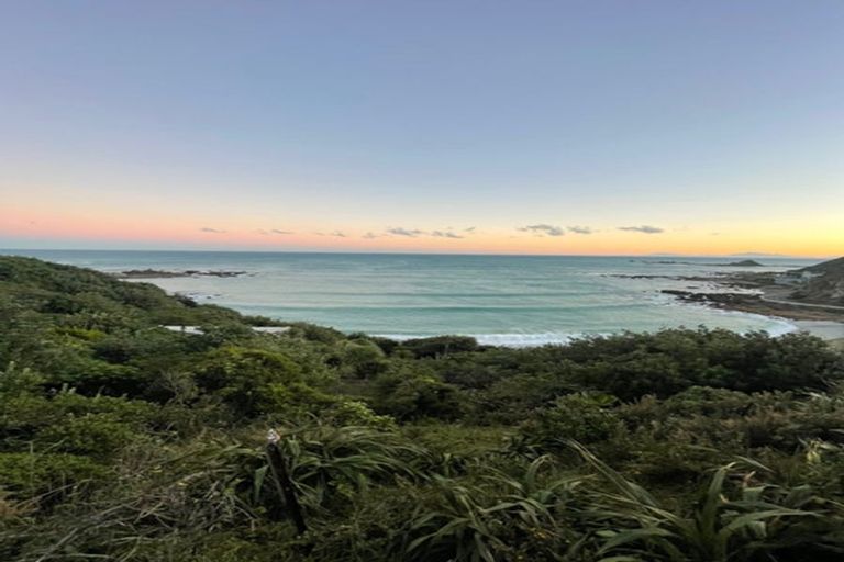 Photo of property in 235 Houghton Bay Road, Houghton Bay, Wellington, 6023