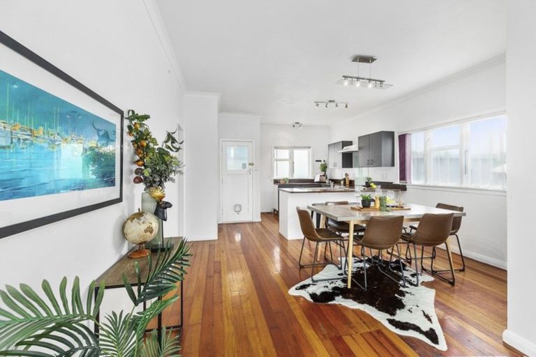 Photo of property in 3 Mako View, Titahi Bay, Porirua, 5022