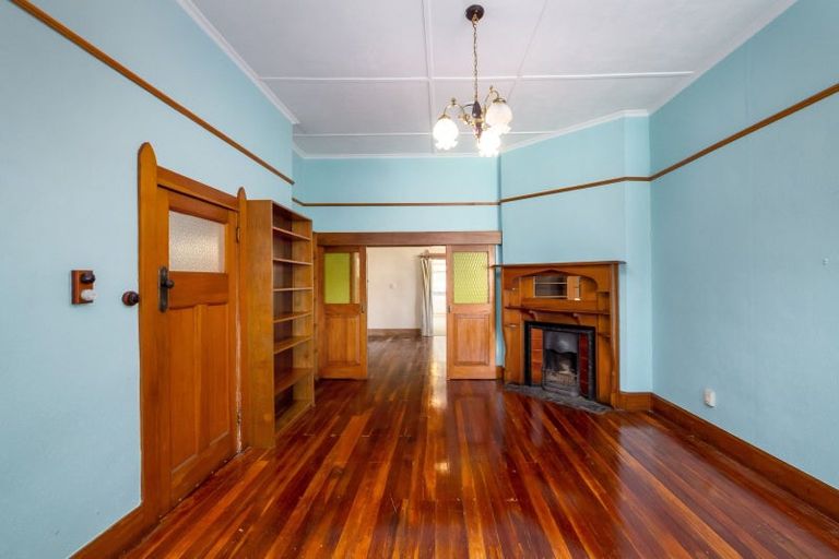 Photo of property in 8 Garrison Street, Carterton, 5713