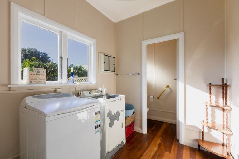 Photo of property in 74 Meeanee Quay, Westshore, Napier, 4110