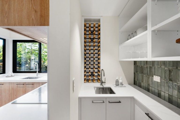 Photo of property in 9 Arcus Street, St Andrews, Hamilton, 3200