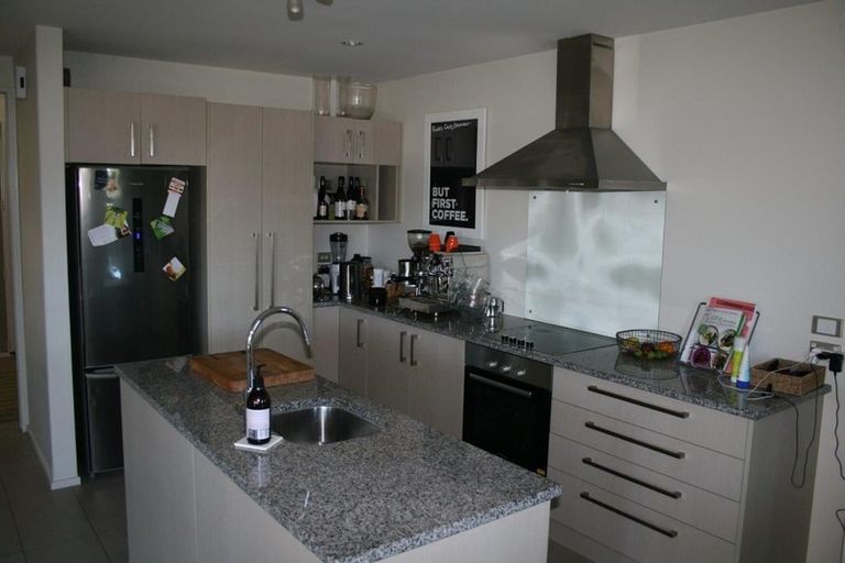 Photo of property in 9b Pavilion Crescent, Hillmorton, Christchurch, 8024