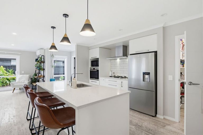 Photo of property in 48 Cupples Street, Papamoa Beach, Papamoa, 3118