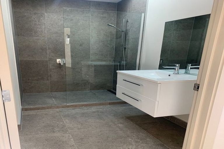 Photo of property in 6 Le Mans Grove, Cromwell, 9384