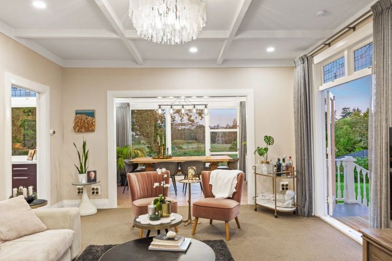 Photo of property in 102 Matua Road, Huapai, Kumeu, 0810