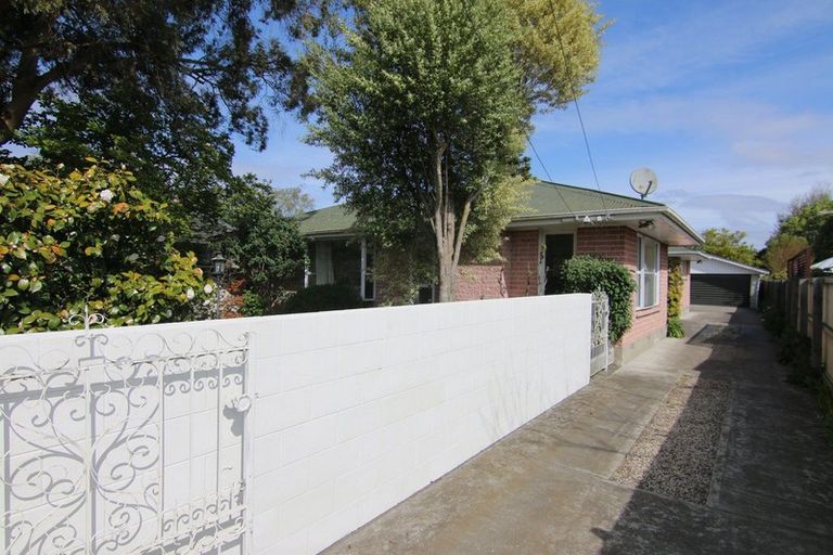 Photo of property in 609 Harewood Road, Harewood, Christchurch, 8051