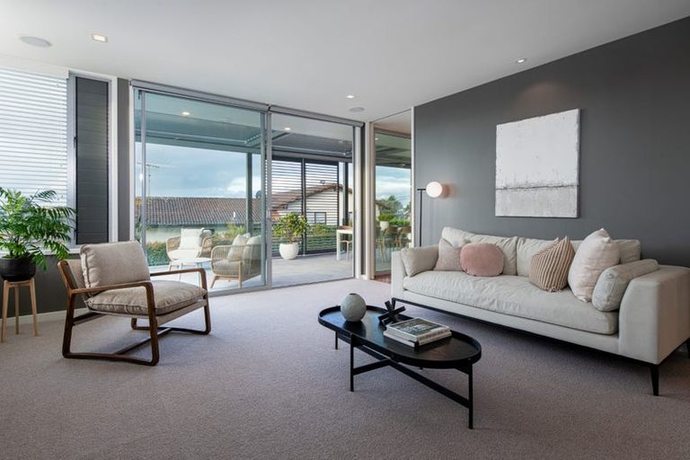 Photo of property in 3a Kowhai Road, Mairangi Bay, Auckland, 0630