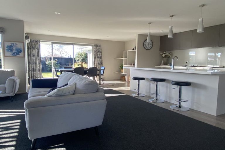 Photo of property in 21 Beech Drive, Rangiora, 7400