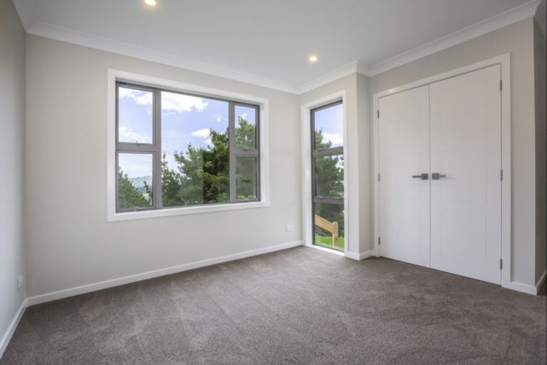 Photo of property in 143 Endeavour Drive, Whitby, Porirua, 5024