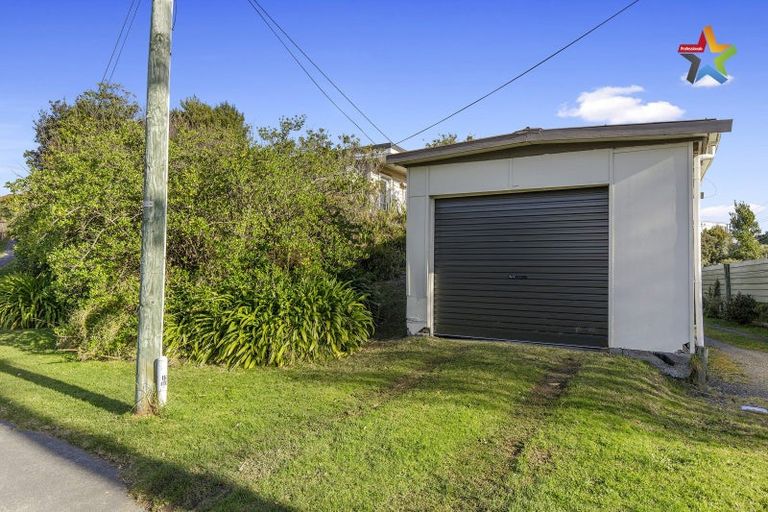 Photo of property in 67 Tasman Road, Otaki Beach, Otaki, 5512