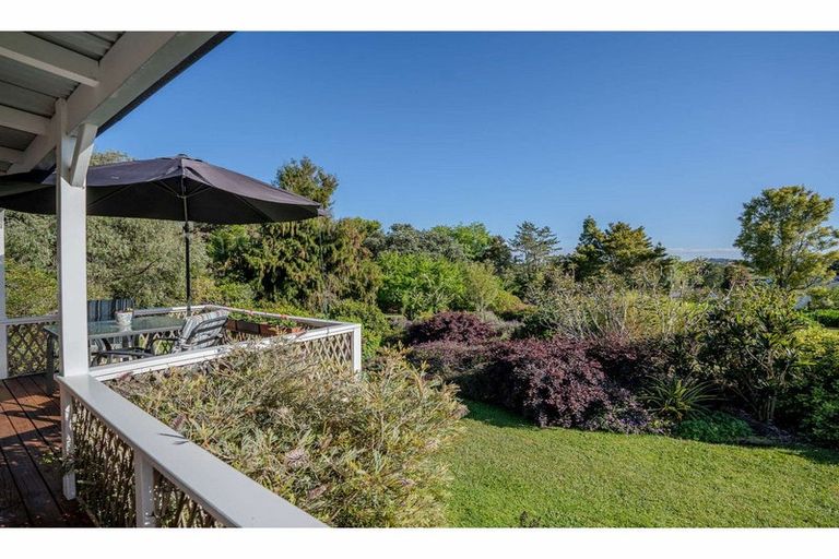 Photo of property in 27-27a Mission Road, Kerikeri, 0230