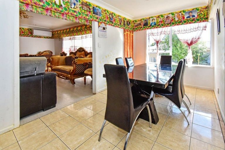 Photo of property in 15 Rothery Road, Hillpark, Auckland, 2102