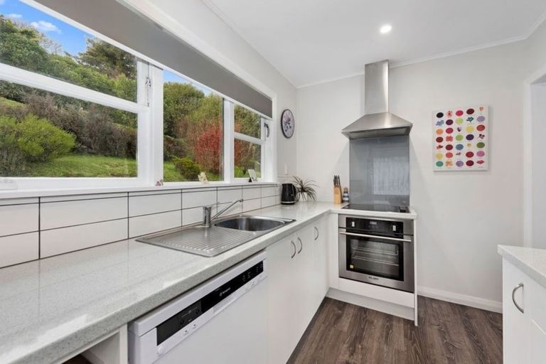 Photo of property in 3 Blue Mountains Road, Silverstream, Upper Hutt, 5019