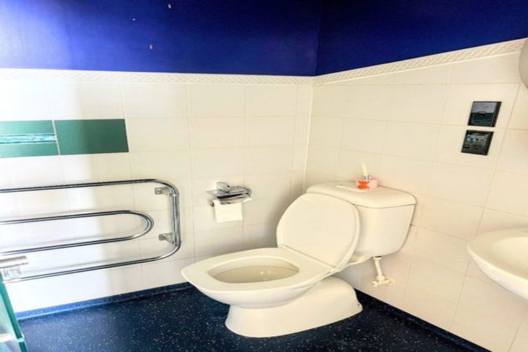 Photo of property in Qba Apartments, 1m/51 Webb Street, Mount Cook, Wellington, 6011