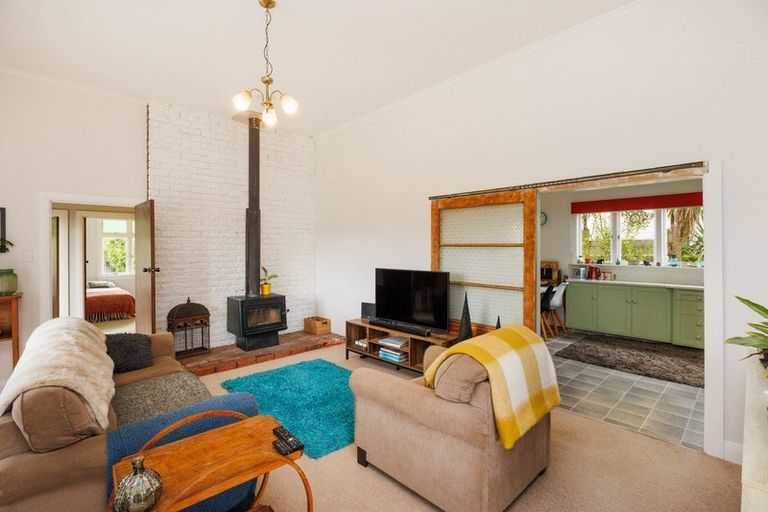 Photo of property in 30 Cuba Street, Marton, 4710