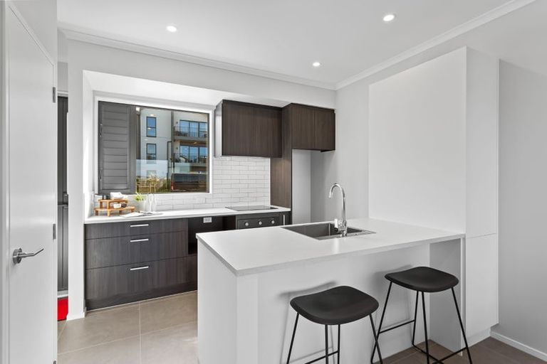 Photo of property in 118 Symes Drive, Red Beach, 0932