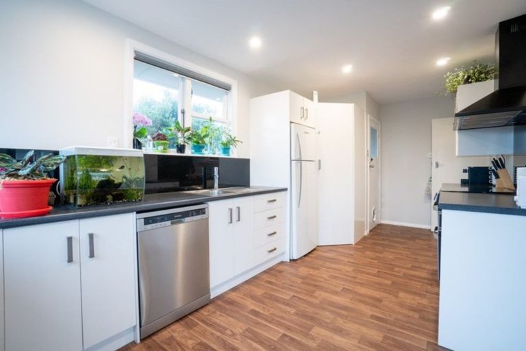 Photo of property in 1 Rutland Place, Milson, Palmerston North, 4414