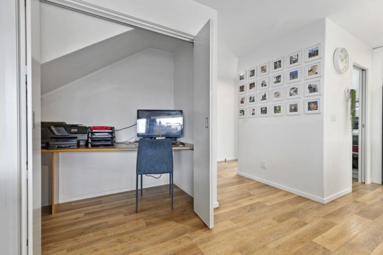 Photo of property in 1 Oolong Court, Huntington, Hamilton, 3210