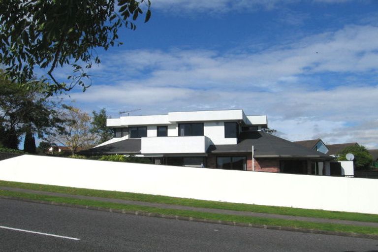Photo of property in 40 Loloma Drive, Half Moon Bay, Auckland, 2012