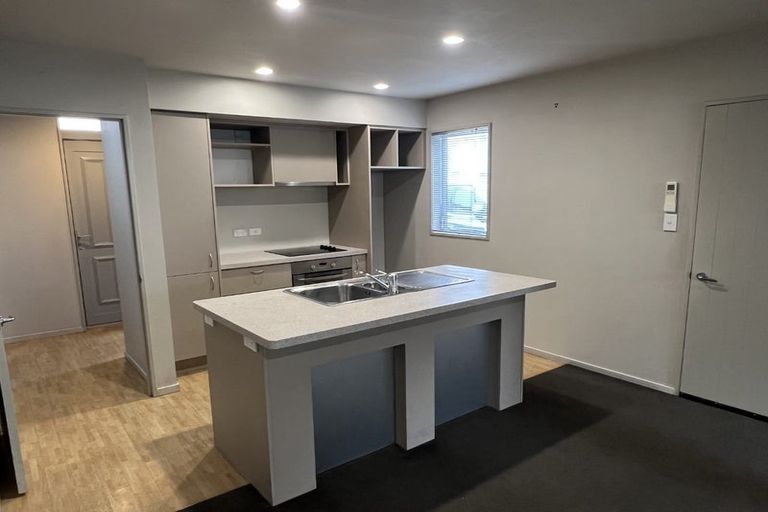 Photo of property in 76a Packe Street, Edgeware, Christchurch, 8013