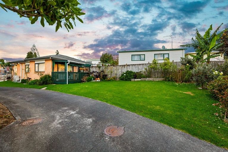Photo of property in 3 Munroe Road, Ranui, Auckland, 0612
