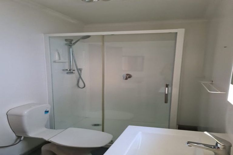 Photo of property in 20 Edgeware Road, Palmerston North, 4410