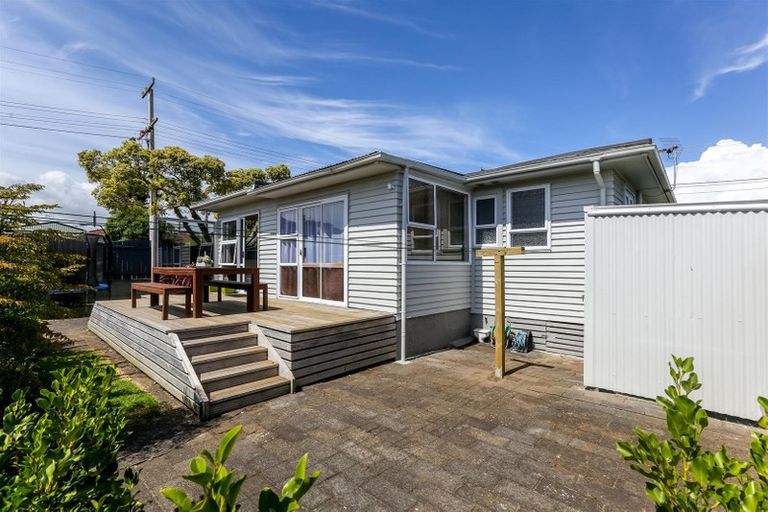 Photo of property in 153 Ngamotu Road, Spotswood, New Plymouth, 4310