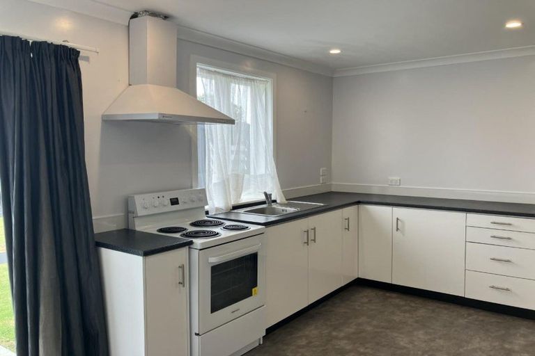 Photo of property in 160 Cornfoot Street, Castlecliff, Whanganui, 4501