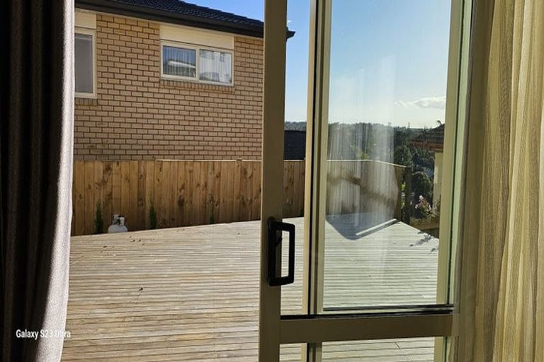 Photo of property in 7 Marco Place, Highland Park, Auckland, 2010