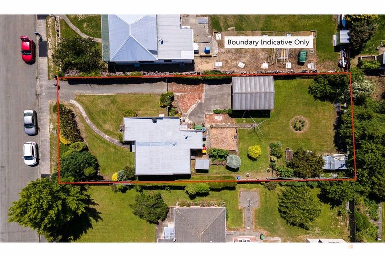 Photo of property in 39 Rhodes Street, Waimate, 7924