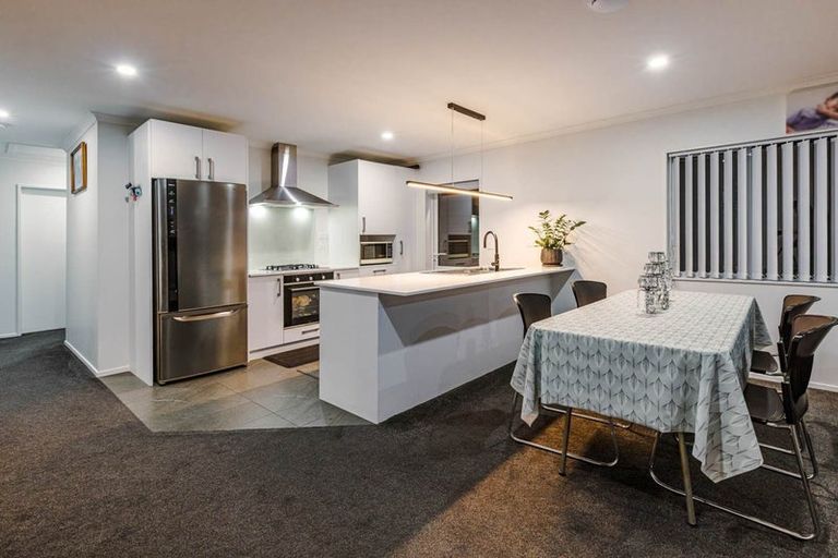 Photo of property in 22 Kapowai Boulevard, Takanini, 2112